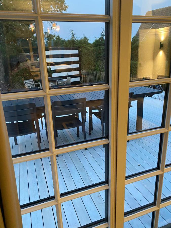 Charme Villa Le Chat Botte Koksijde Exteriör bild