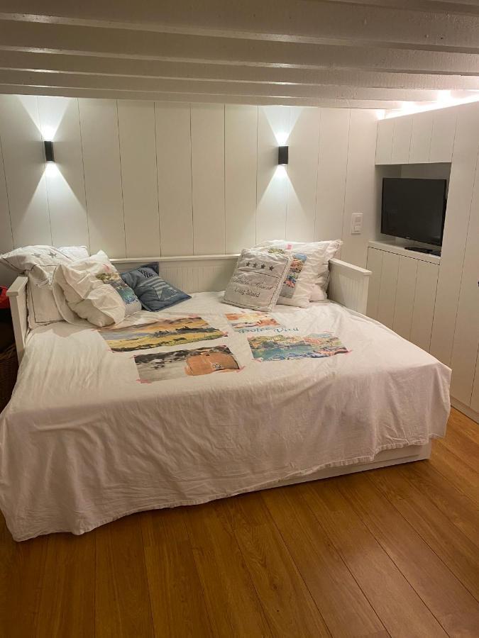 Charme Villa Le Chat Botte Koksijde Exteriör bild