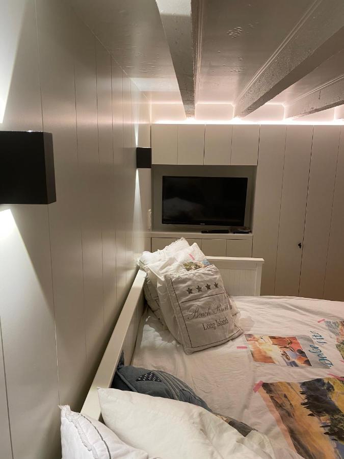 Charme Villa Le Chat Botte Koksijde Exteriör bild