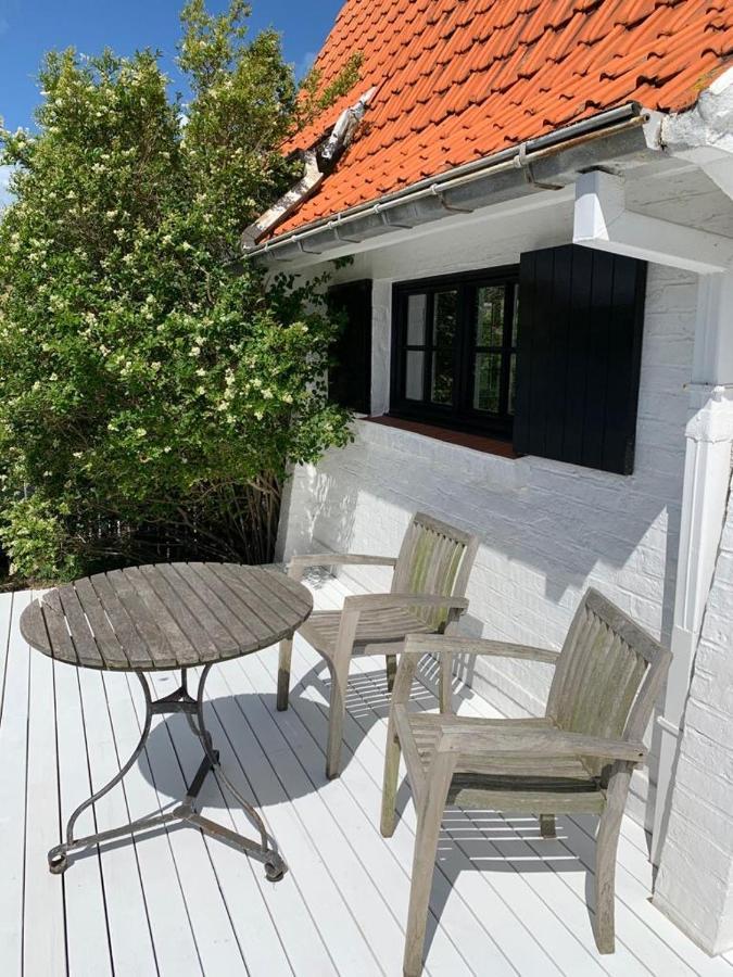 Charme Villa Le Chat Botte Koksijde Exteriör bild